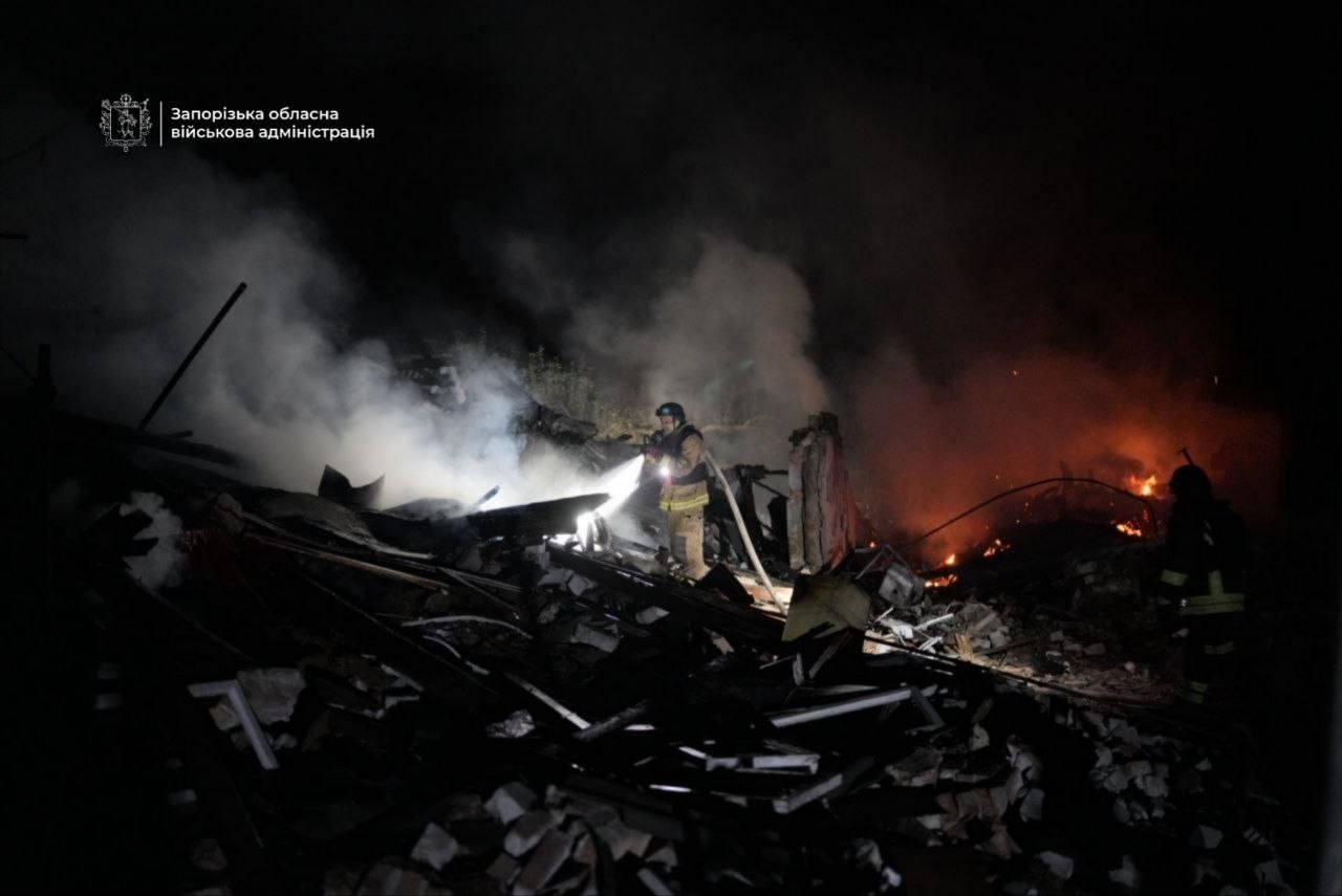 Russian drone strike destroys house in Zaporizhzhia, killing two